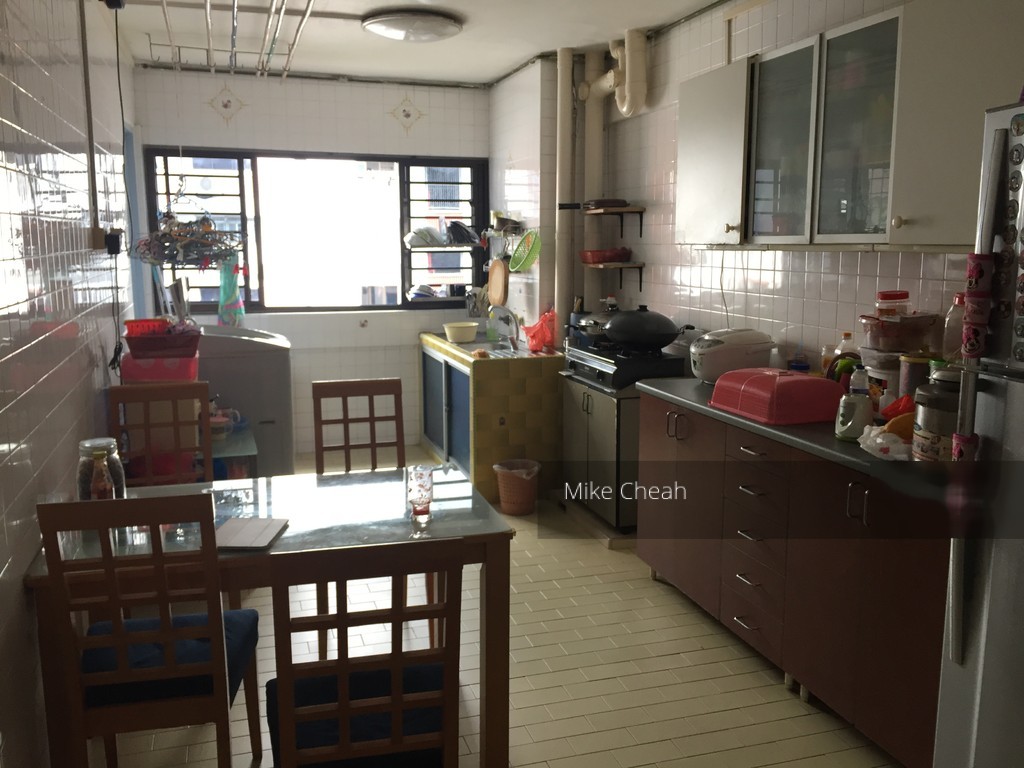 Jurong West Street 42 thumbnail photo